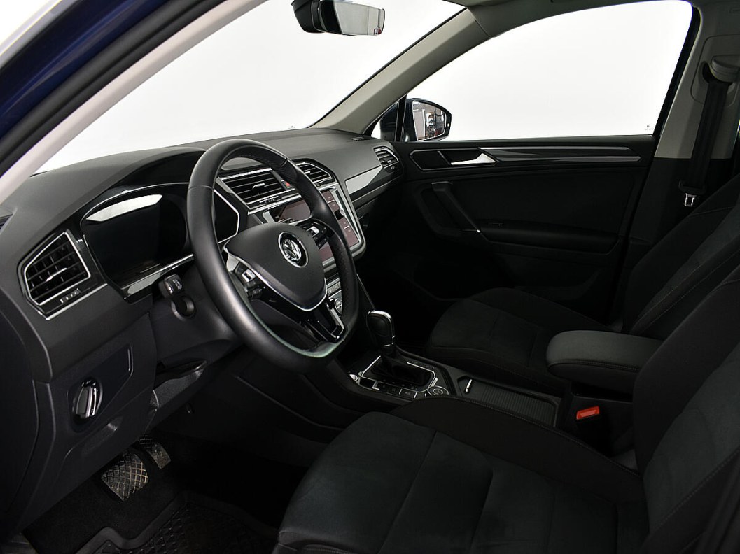 Volkswagen Tiguan Comfortline 2.0 DSG, 2020 фото 7