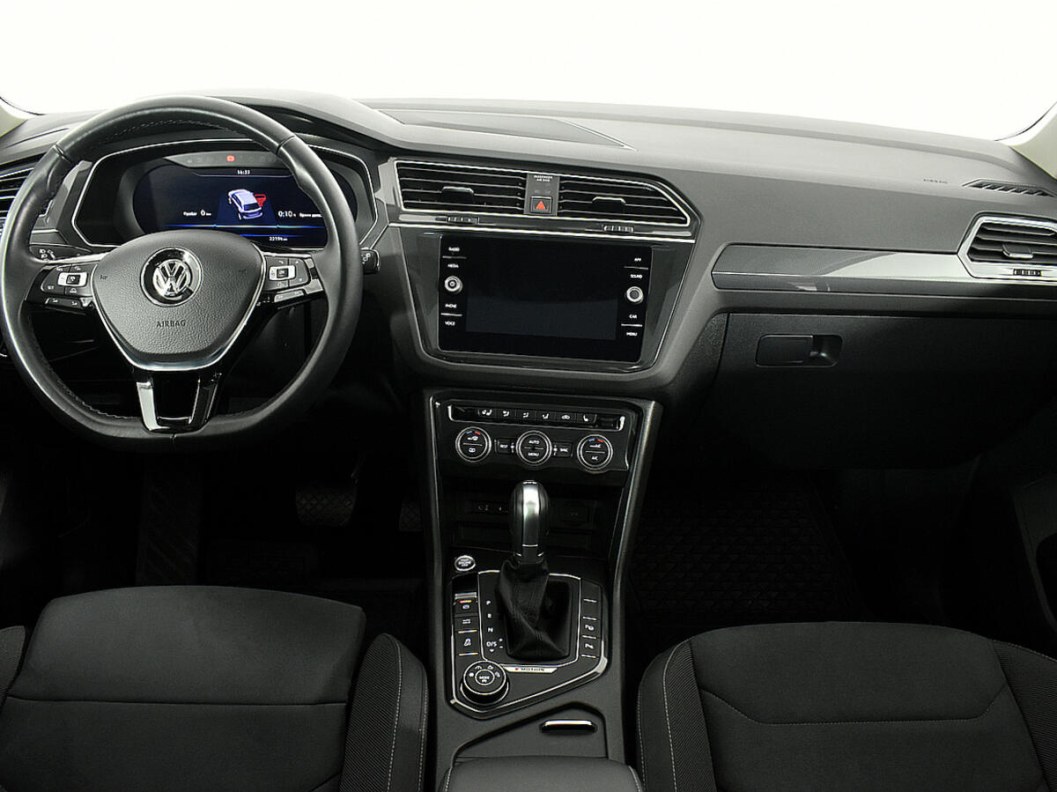 Volkswagen Tiguan Comfortline 2.0 DSG, 2020 фото 8