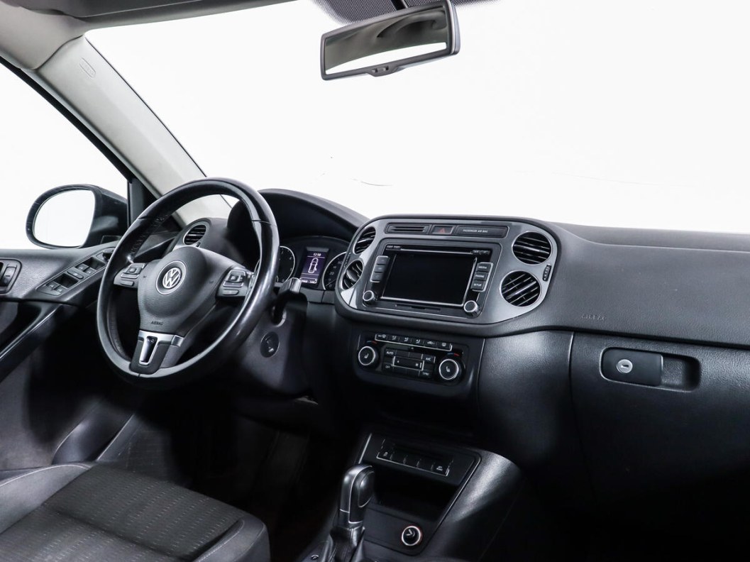 Volkswagen Tiguan Track & Field 2.0 АКПП, 2013 фото 11