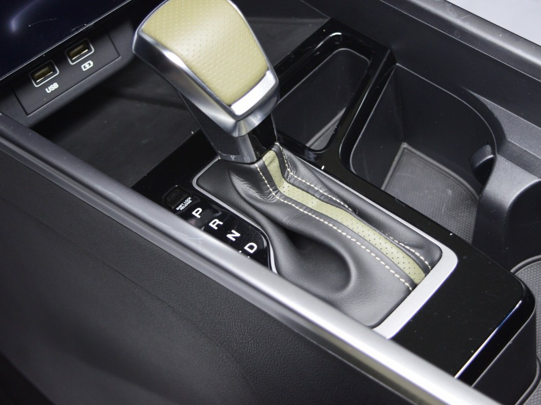 SsangYong Torres 4WD , 2022 фото 13