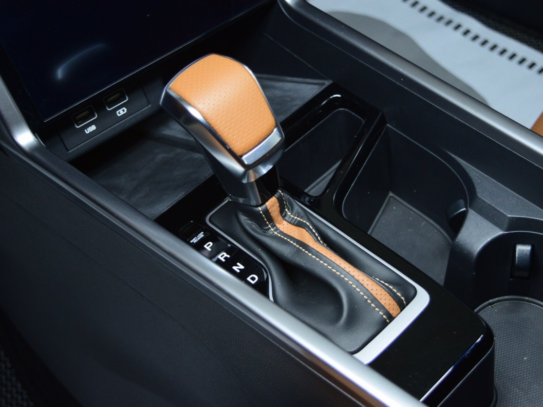 SsangYong Torres 4WD , 2022 фото 14