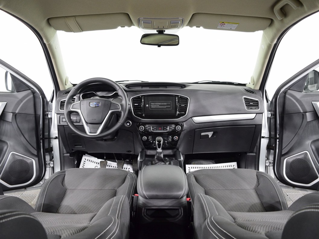 Geely Emgrand X7 Комфорт 1.8 МКПП, 2019 фото 7