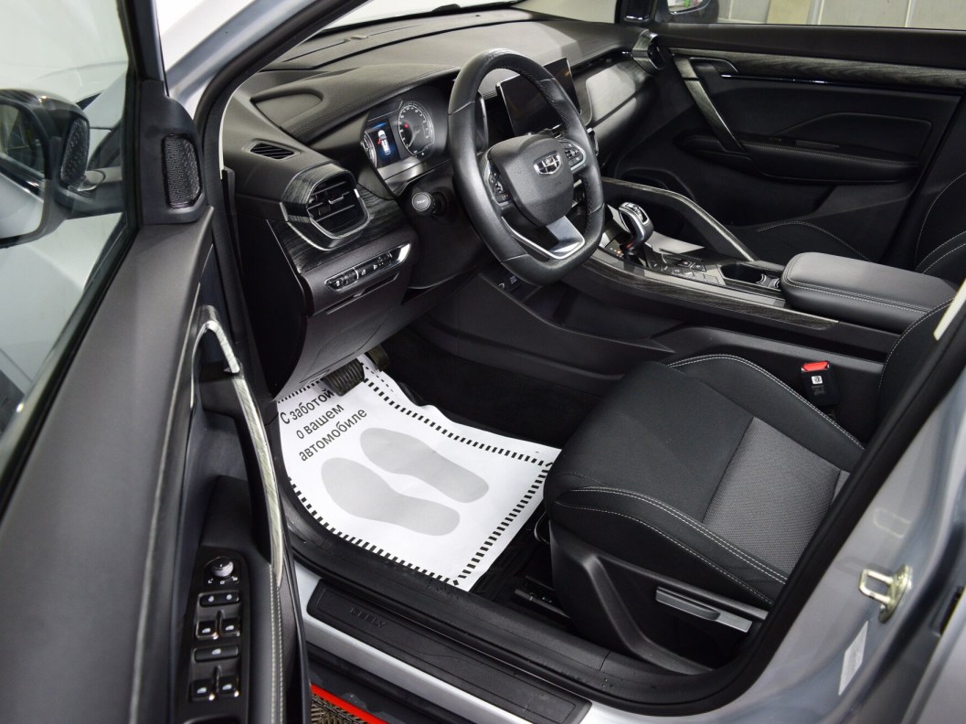Geely Coolray Luxury 1.5 АМТ, 2022 фото 7