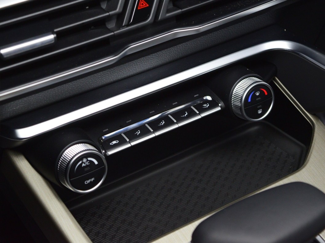 Geely Coolray Luxury 1.5 АМТ, 2021 фото 13