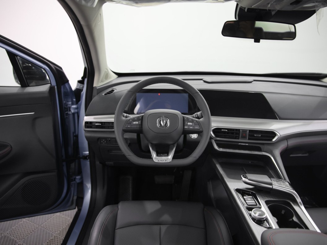 Changan UNI-T FWD DCT, 2023 фото 8