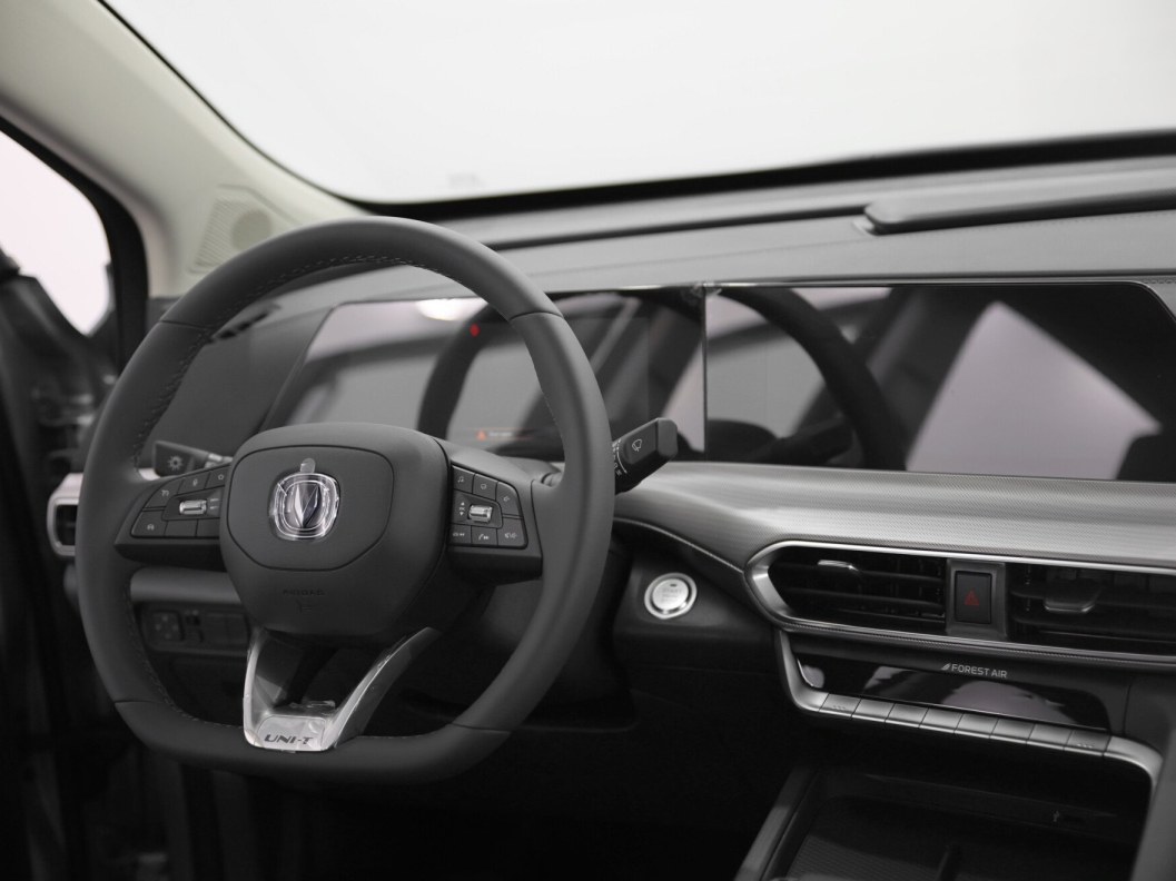 Changan UNI-T FWD DCT, 2023 фото 9