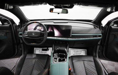 Changan UNI-T FWD Tech DCT, 2023 превью 8