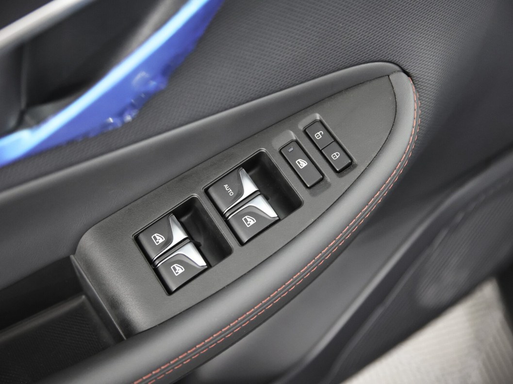 Changan UNI-T FWD Luxe DCT, 2022 фото 11