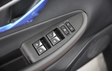 Changan UNI-T FWD Luxe DCT, 2022 превью 11