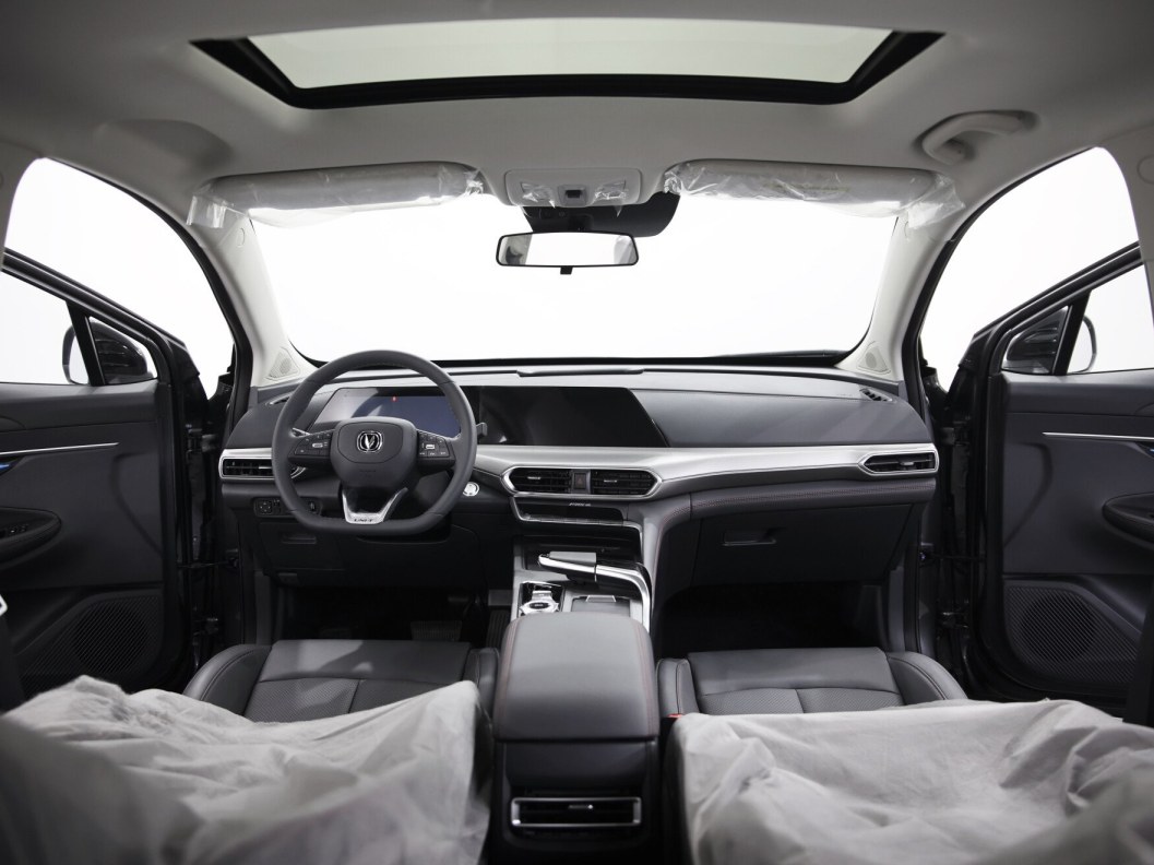 Changan UNI-T FWD Luxe DCT, 2022 фото 13