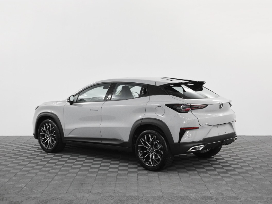 Changan UNI-T FWD Luxe DCT, 2022 фото 5