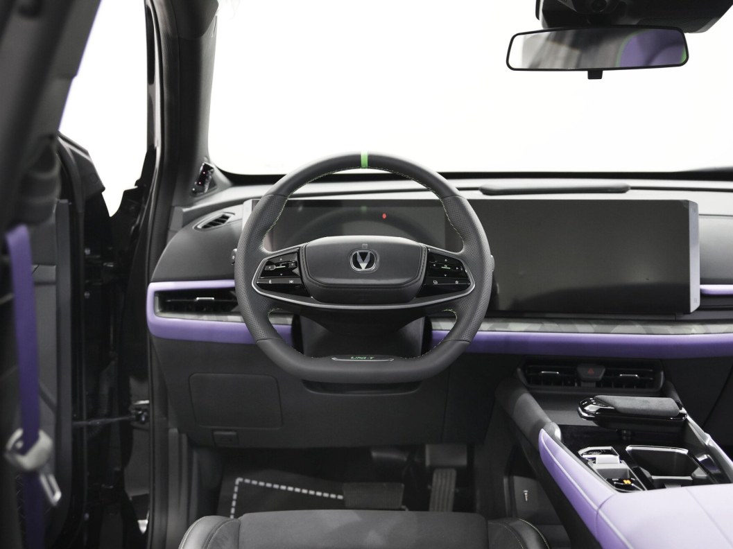 Changan UNI-T Exclusive DCT, 2023 фото 7