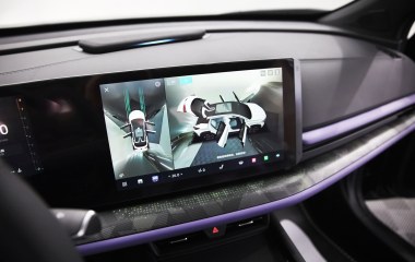 Changan UNI-T Exclusive DCT, 2023 превью 12