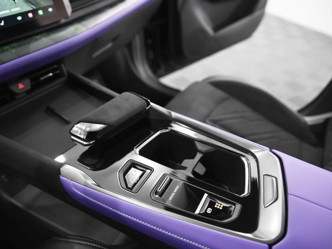 Changan UNI-T Exclusive DCT, 2023 фото 13
