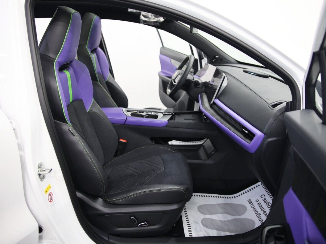 Changan UNI-T Exclusive DCT, 2023 фото 8