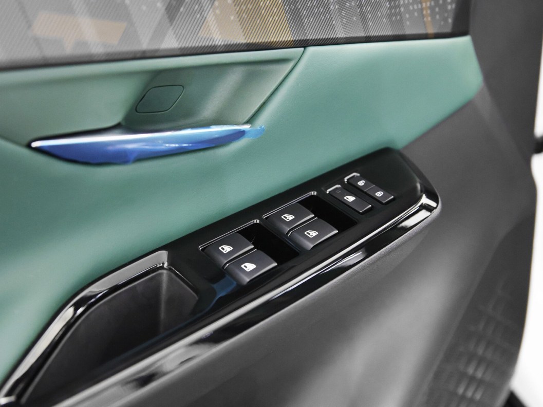 Changan UNI-T Exclusive DCT, 2023 фото 12