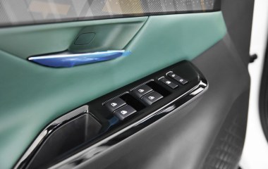 Changan UNI-T Exclusive DCT, 2023 превью 12
