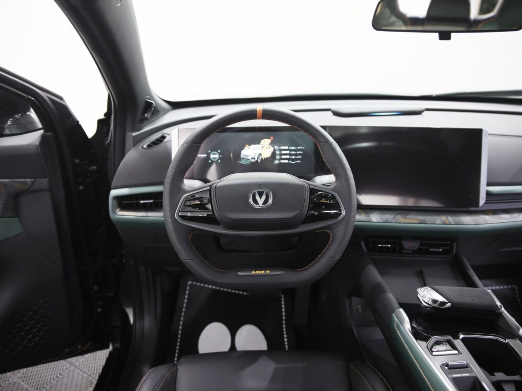 Changan UNI-T Exclusive DCT, 2023 фото 8