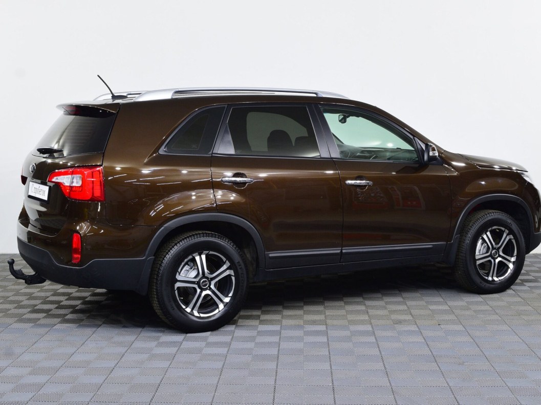 Kia Sorento Luxe 2.4 АКПП, 2014 фото 2