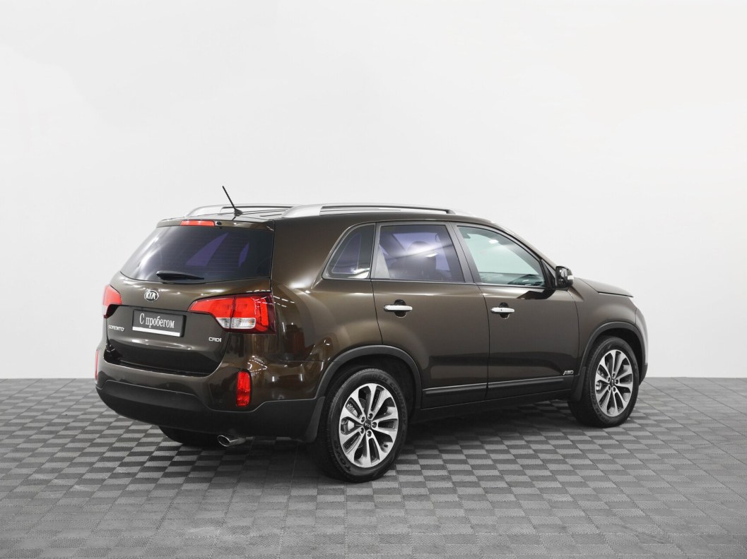 Kia Sorento 2.2 АКПП, 2014 фото 2