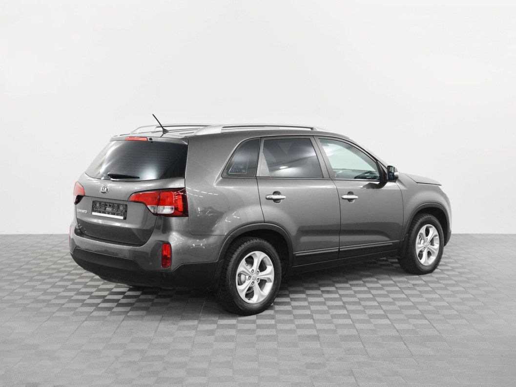 Kia Sorento 2.4 АКПП, 2015 фото 2