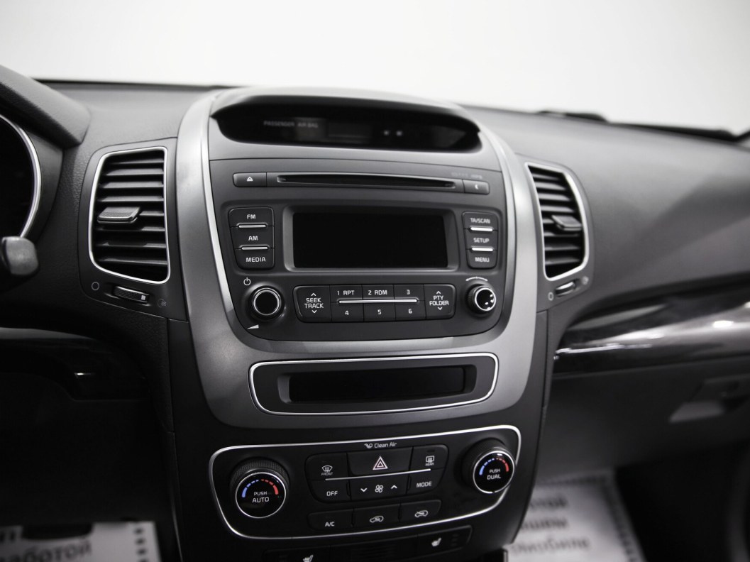 Kia Sorento 2.4 АКПП, 2015 фото 9