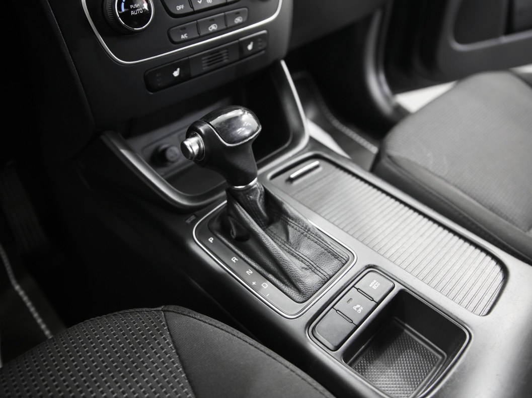 Kia Sorento 2.4 АКПП, 2015 фото 10