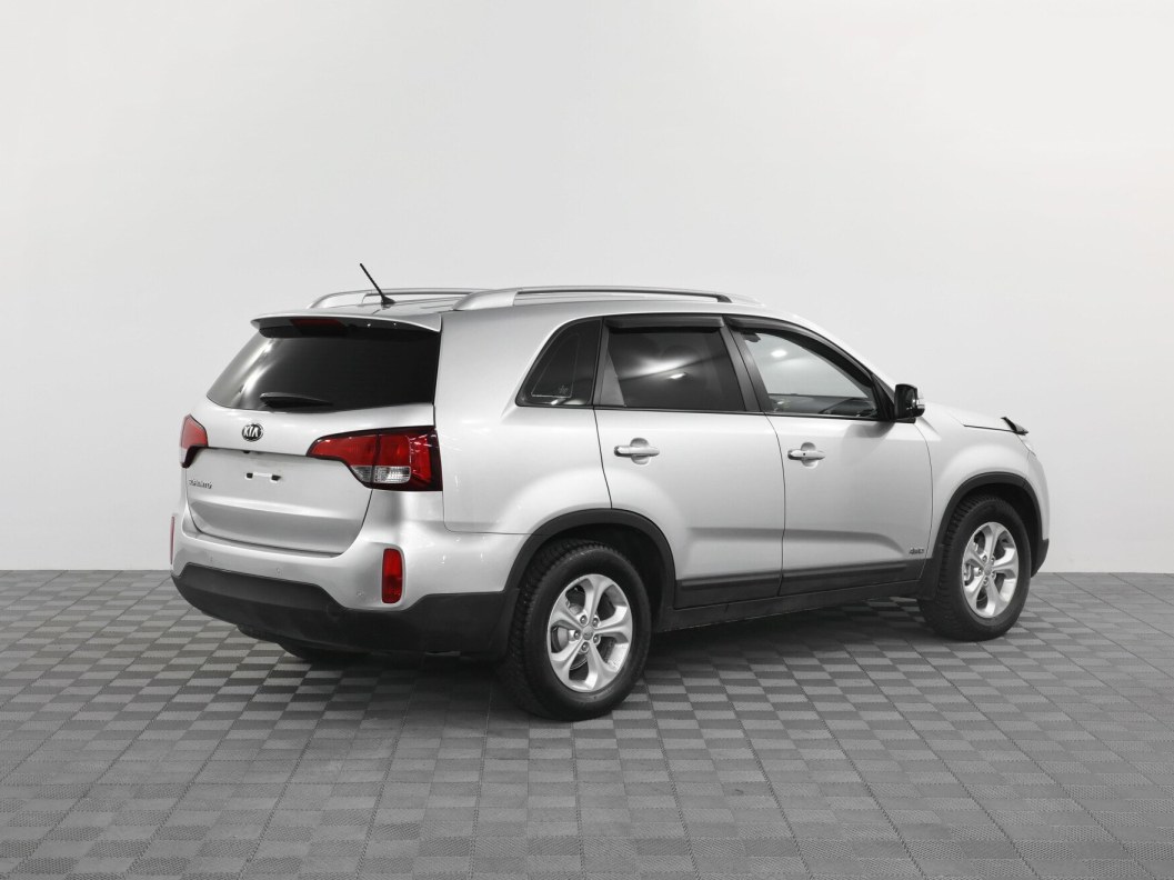 Kia Sorento Prestige 2.4 АКПП, 2016 фото 2