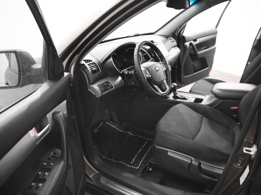 Kia Sorento 2.4 АКПП, 2016 фото 5