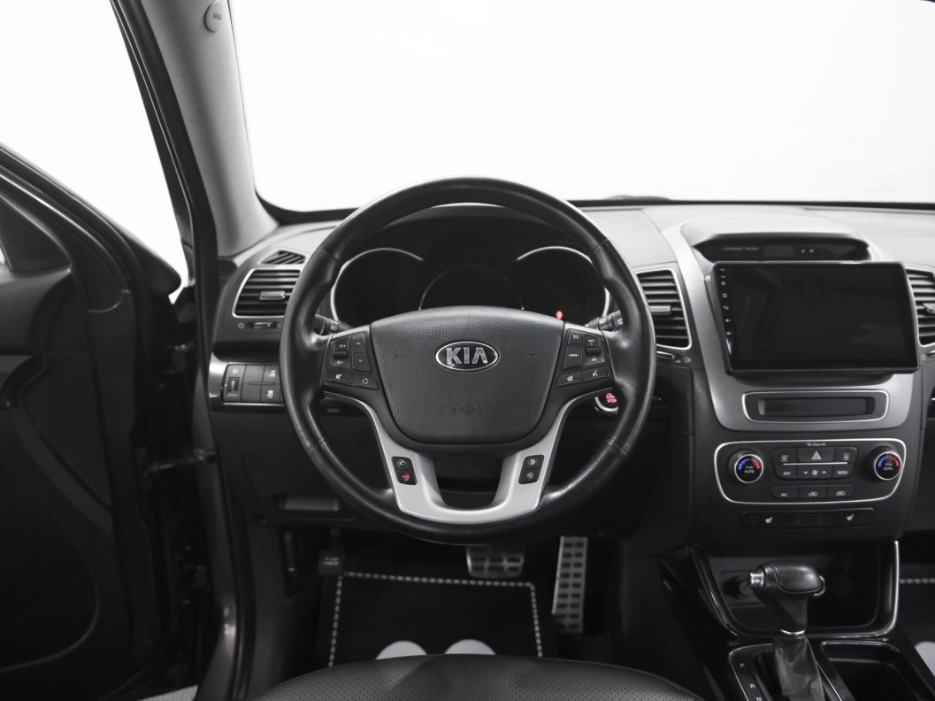 Kia Sorento Luxe 2.2 АКПП, 2016 фото 8