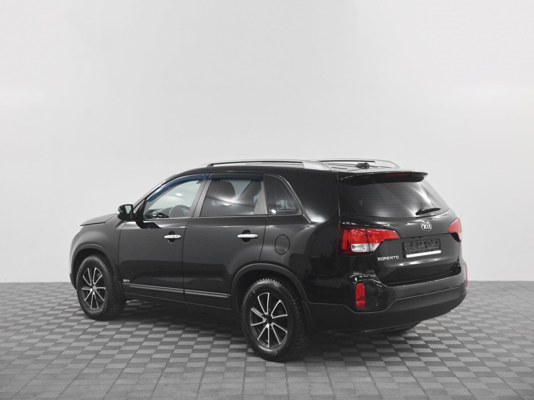 Kia Sorento Luxe 2.4 АКПП, 2016 фото 3