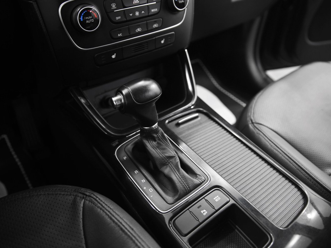 Kia Sorento Luxe 2.4 АКПП, 2016 фото 10