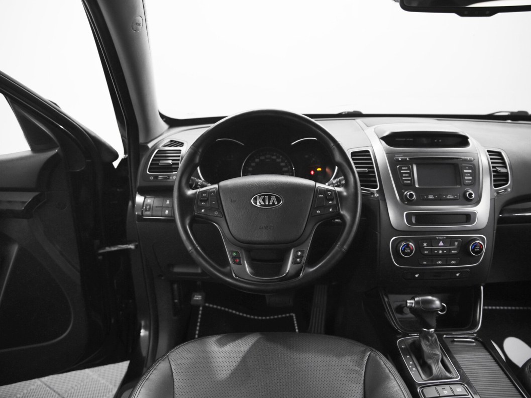 Kia Sorento Luxe 2.4 АКПП, 2016 фото 11