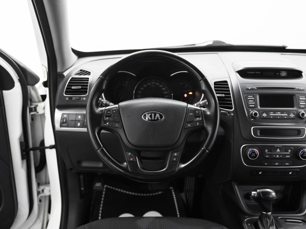 Kia Sorento 2.4 АКПП, 2016 фото 8