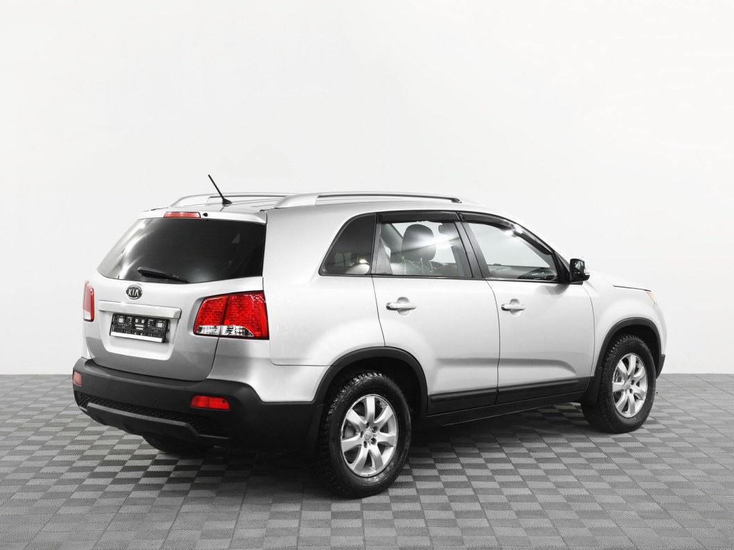 Kia Sorento Comfort 2.4 АКПП, 2012 фото 2