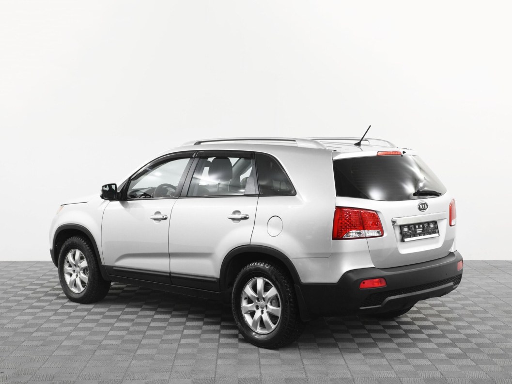 Kia Sorento Comfort 2.4 АКПП, 2012 фото 3