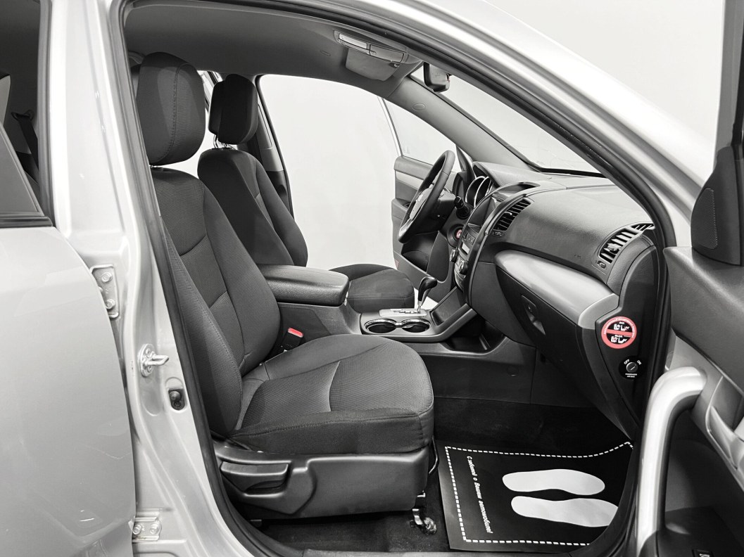 Kia Sorento Comfort 2.4 АКПП, 2012 фото 6