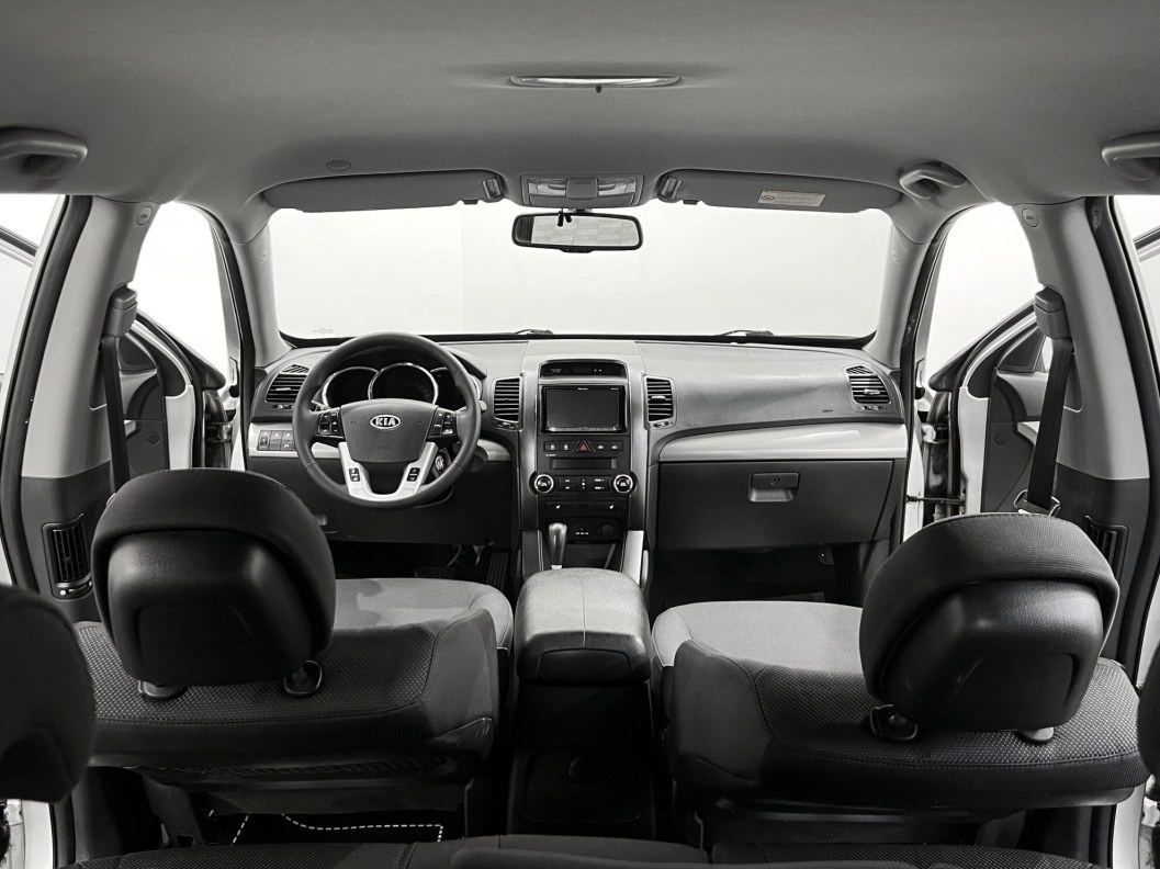 Kia Sorento Comfort 2.4 АКПП, 2012 фото 13
