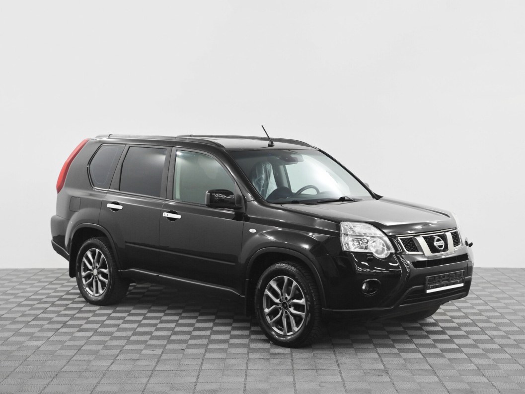 Nissan X-Trail 2.5 CVT, 2014 фото 1