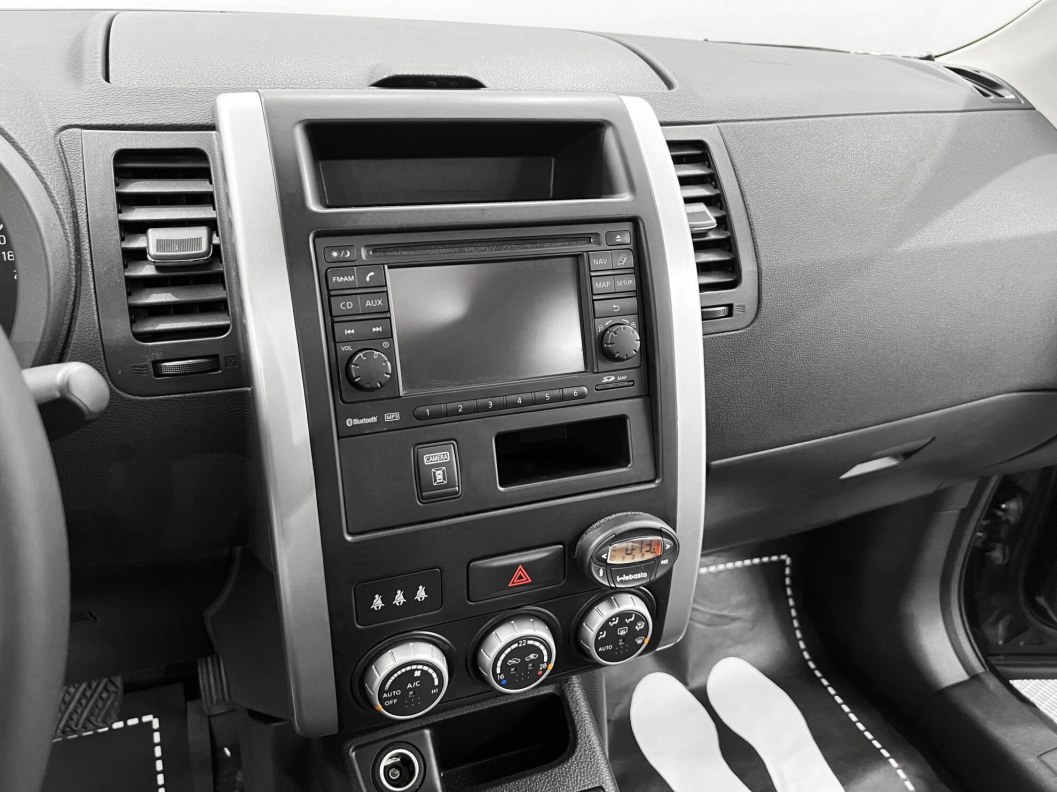 Nissan X-Trail SE 2.0 АКПП, 2015 фото 9