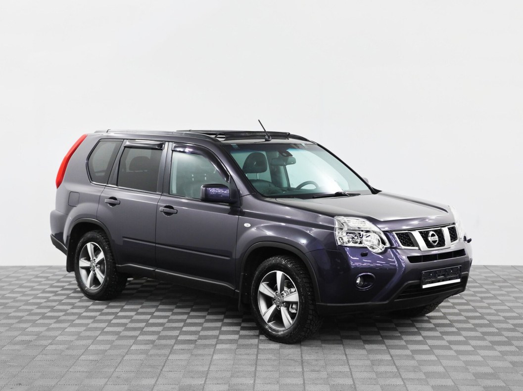 Nissan X-Trail 2.5 CVT, 2015 фото 1
