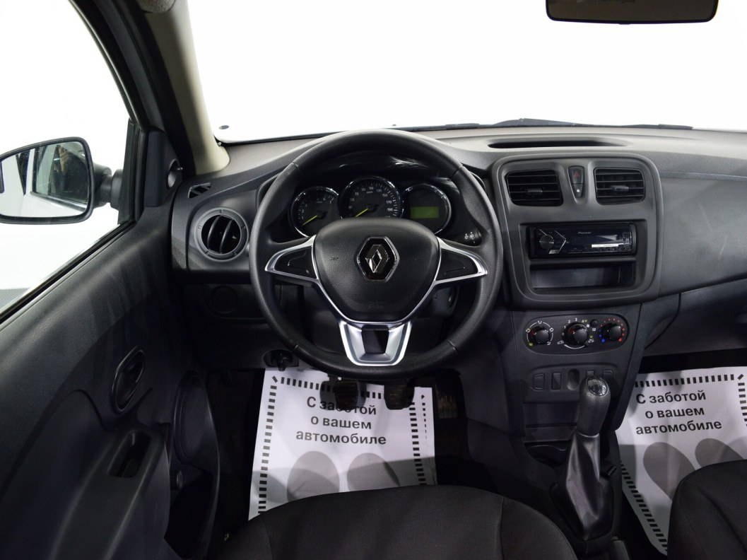 Renault Logan Access 1.6 МКПП, 2020 фото 12