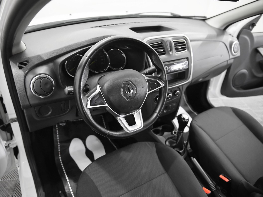 Renault Logan Life 1.6 АКПП, 2021 фото 6