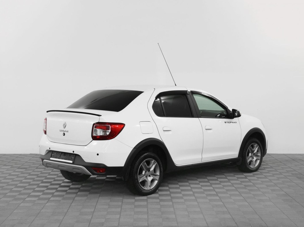 Renault Logan Life 1.6 АКПП, 2021 фото 3