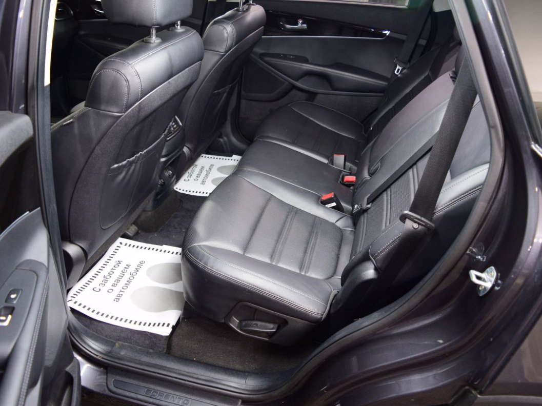 Kia Sorento Luxe 2.4 АКПП, 2018 фото 13