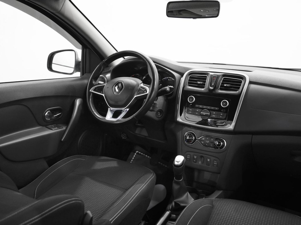 Renault Logan Style 1.6 МКПП, 2022 фото 8
