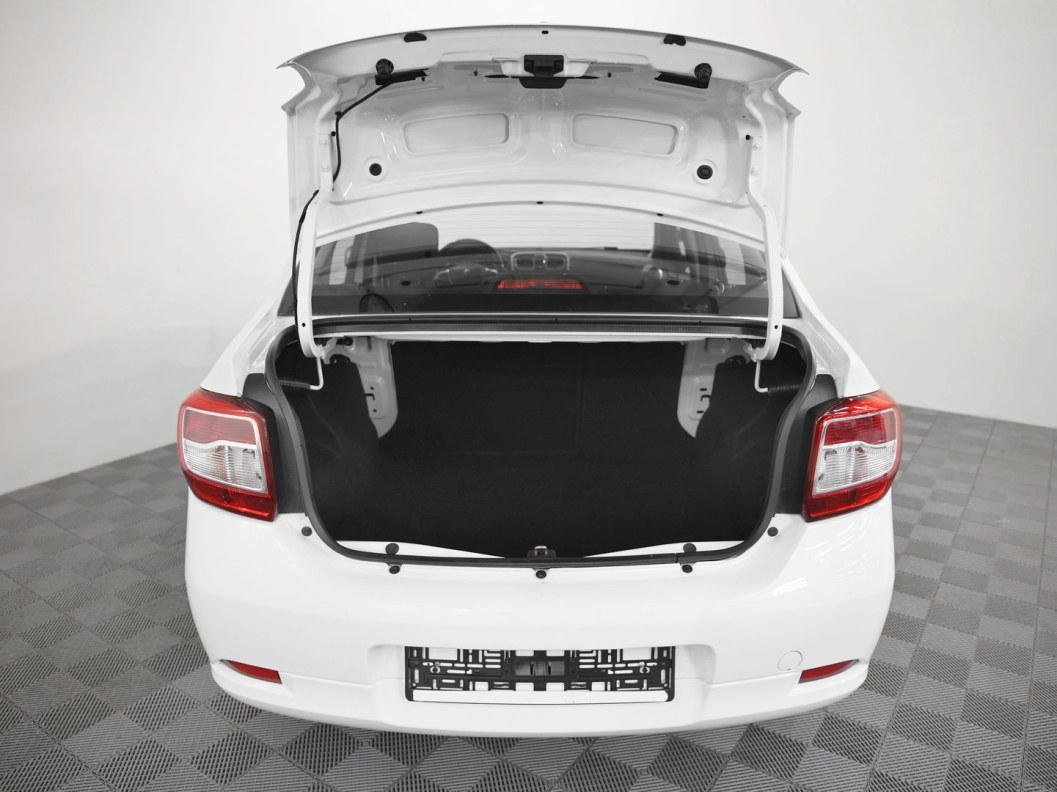 Renault Logan Style 1.6 МКПП, 2022 фото 15