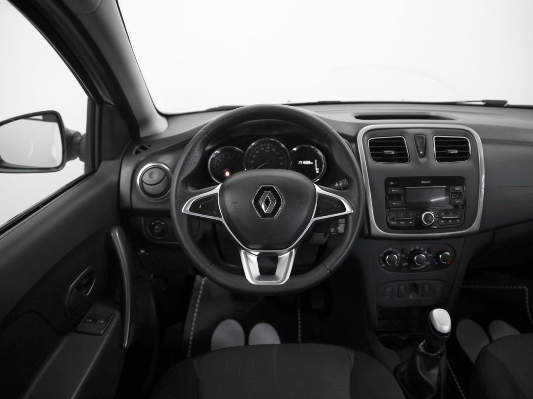 Renault Logan Life 1.6 МКПП, 2022 фото 7