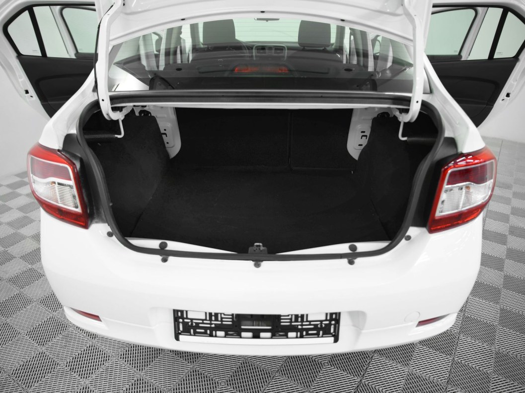 Renault Logan Life 1.6 МКПП, 2022 фото 16