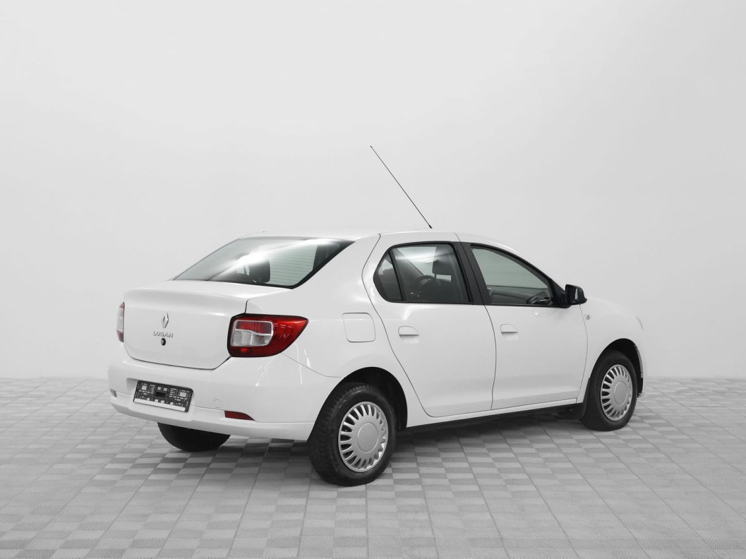 Renault Logan Drive 1.6 МКПП, 2022 фото 3
